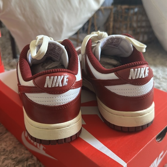 Nike dunks - Picture 3 of 13